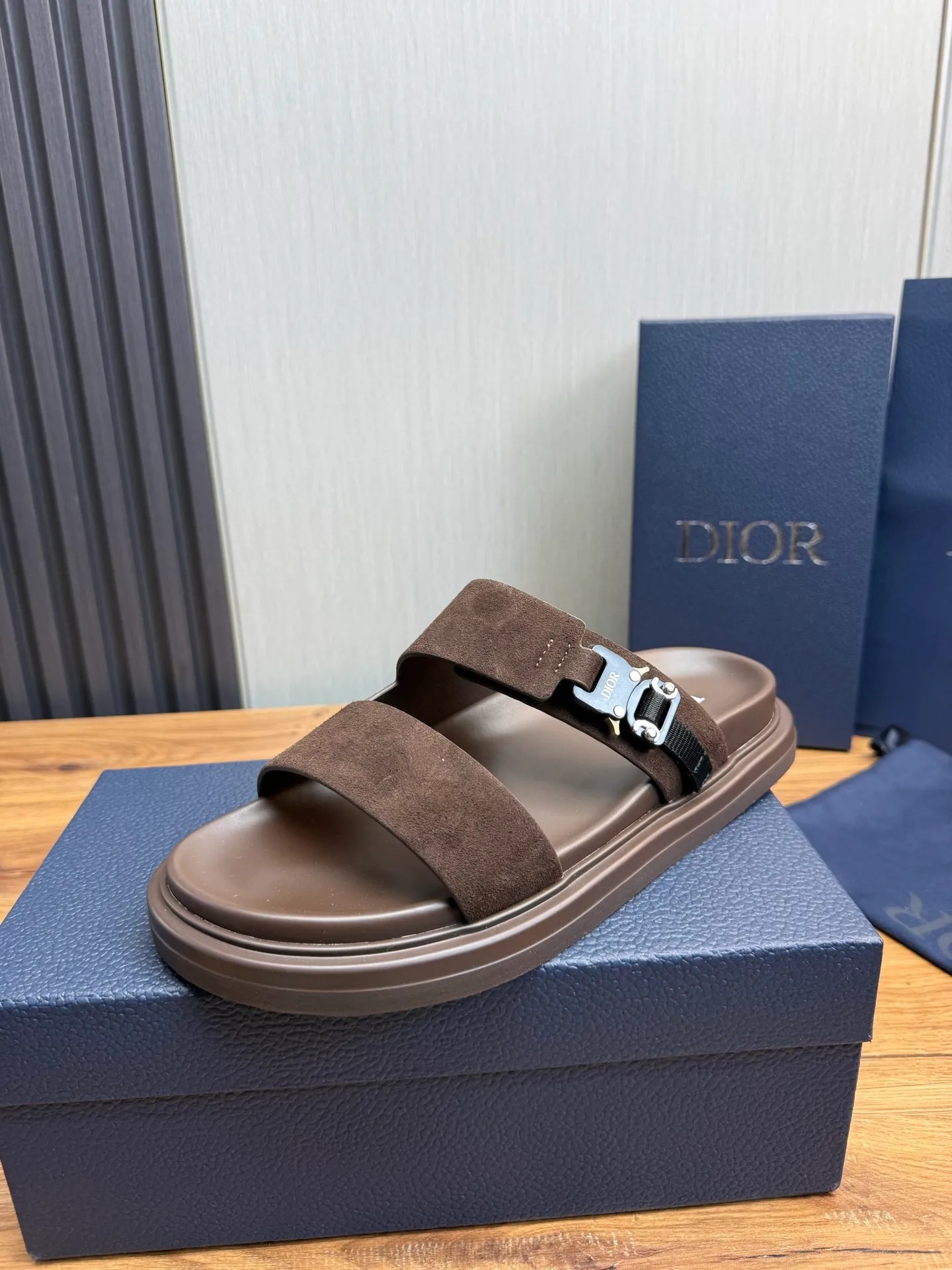 Men's shoes 300💰 Dior. Men's slippers🩴 Official website 1:1 production 38-45 size 45 46 🉑️Customized original material shipped✅